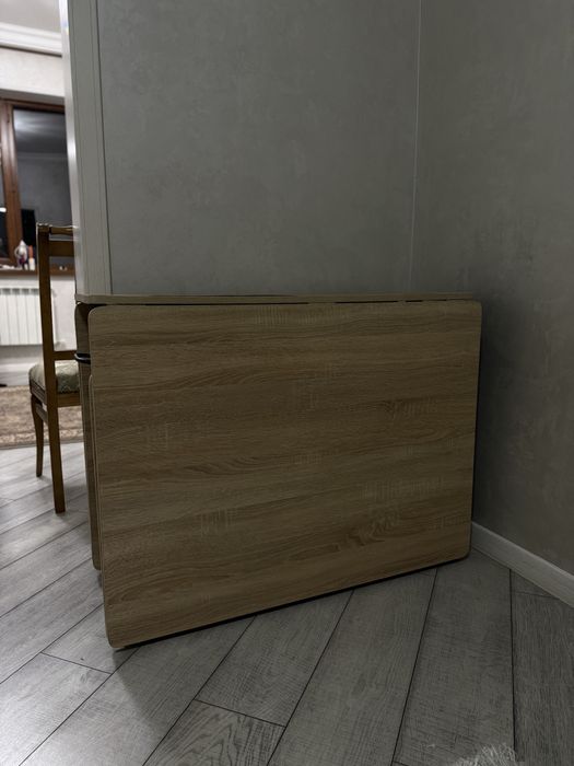 Срочно продам стол концоль!