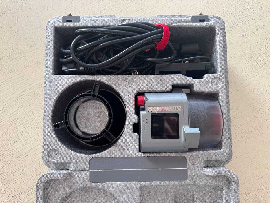 Светодиодный осветитель Aputure Amaran 60x s