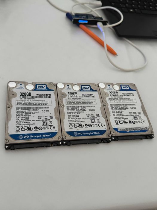 3 hdd laptop wd blue de 320 gb toate cu 100% viata