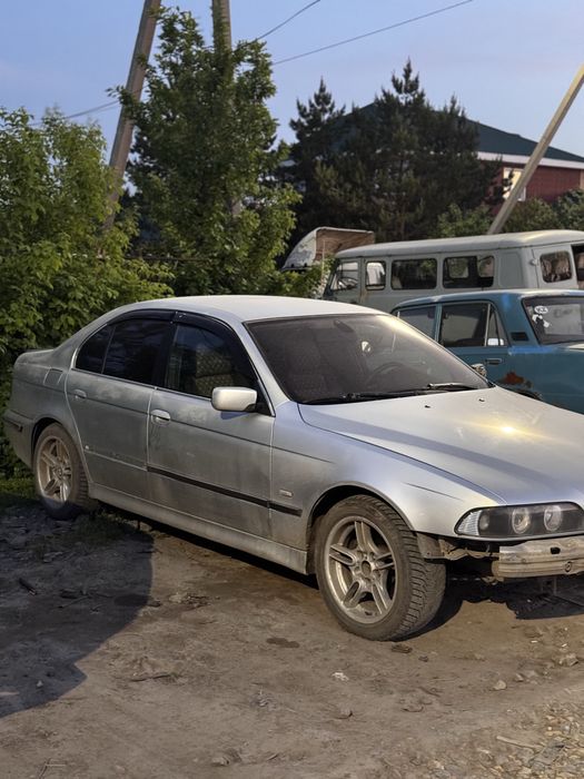 Продам бмв е39..