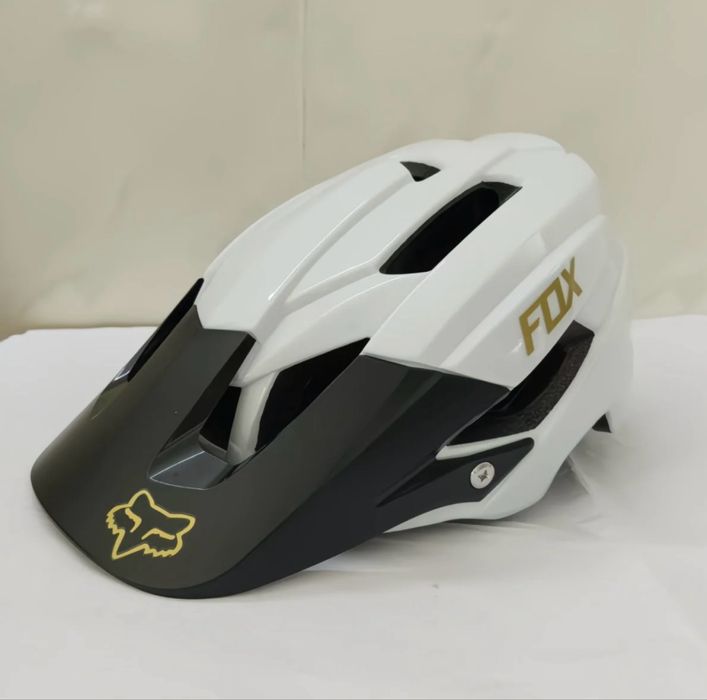 Шлем для велосипеда Fox