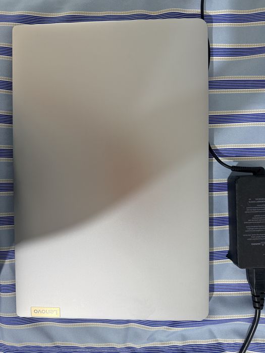 Laptop Lenovo IdeaPad 1