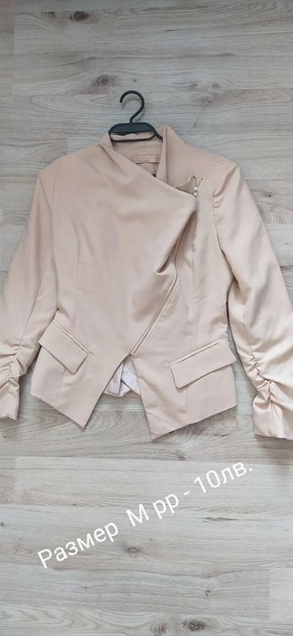 Дамско сако С рр