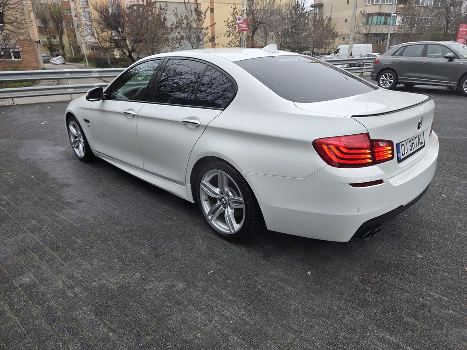 BMW seria 5 520D M pachet B47
