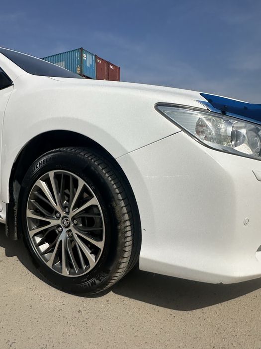 Toyota Camry диска 215/55/17