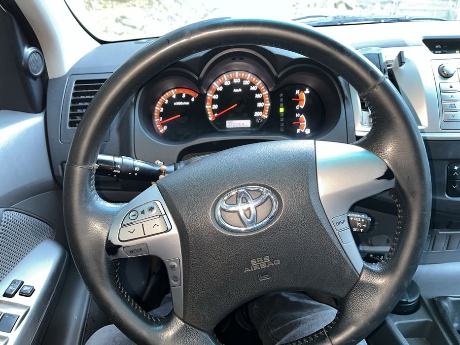 Toyota Hilux 2012
