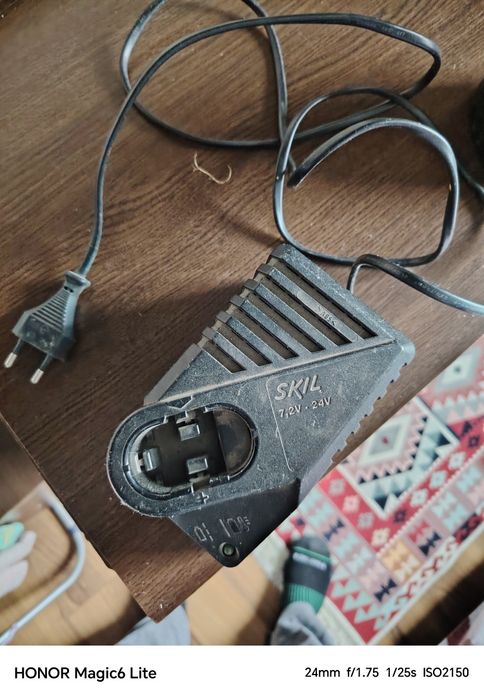 Încărcător Skil și filetantă Bosch