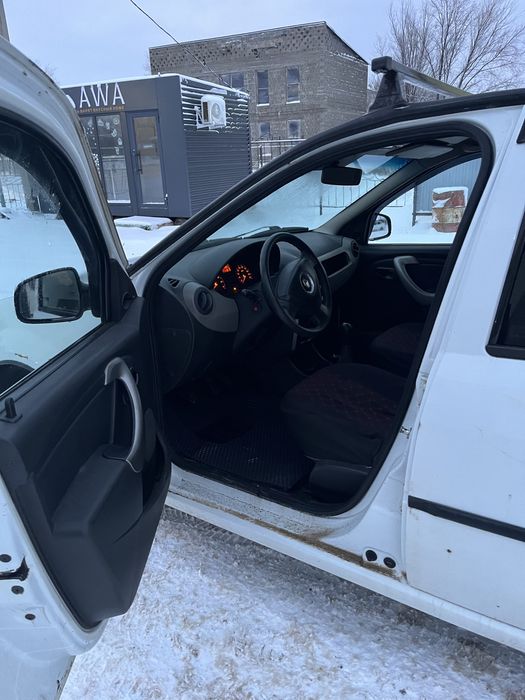 Рено логан 1,6 2010