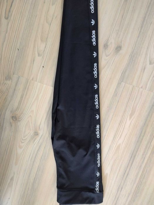 Adidas нов клин еластичен