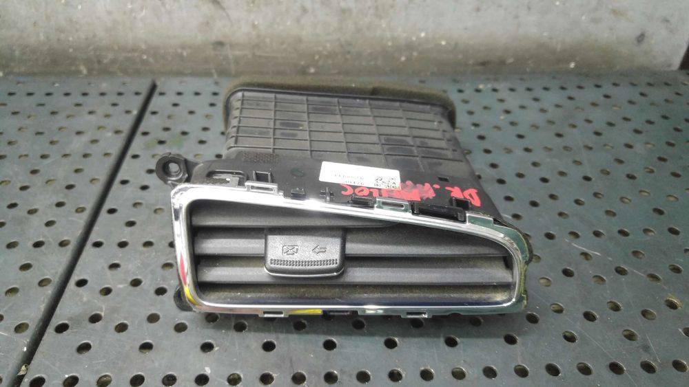 Grila ventilatie bord dreapta mijloc kia ceed 2 jd 97410a2000lef