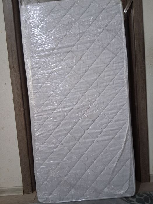 Patut pliabil cu baldachin÷ saltea