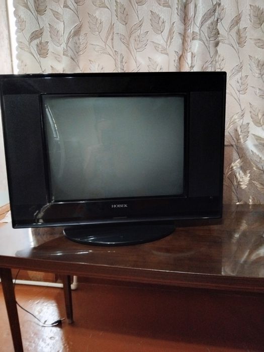 Телевизор HOBEK!