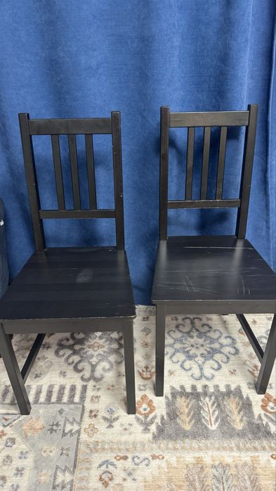 Стол Икеа Бьюста раздвижной и 2 стула