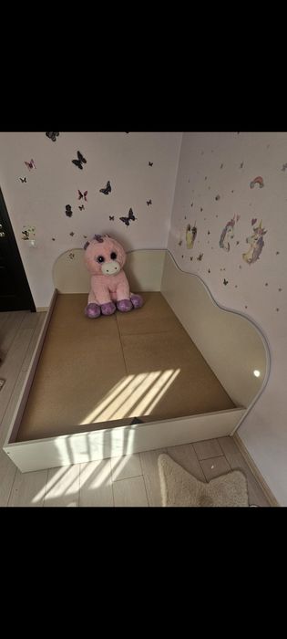 Vând pat pentru copii, fabricat pe comandă