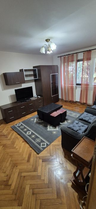 Zona Olimpia Stadion-apartament 3 camere de inchiriat