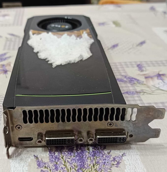 Placa video gaming Zotac GTX 580 Artefacte...