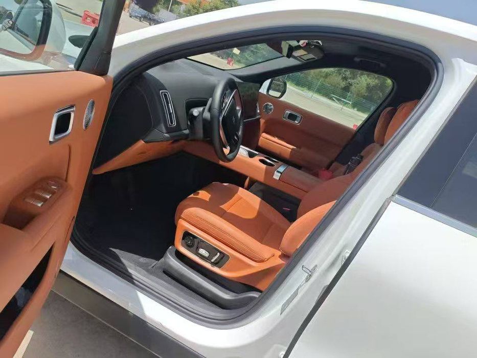 Li Auto 2025 L8 Ultra restyle