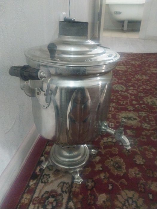 Самавар на дравах