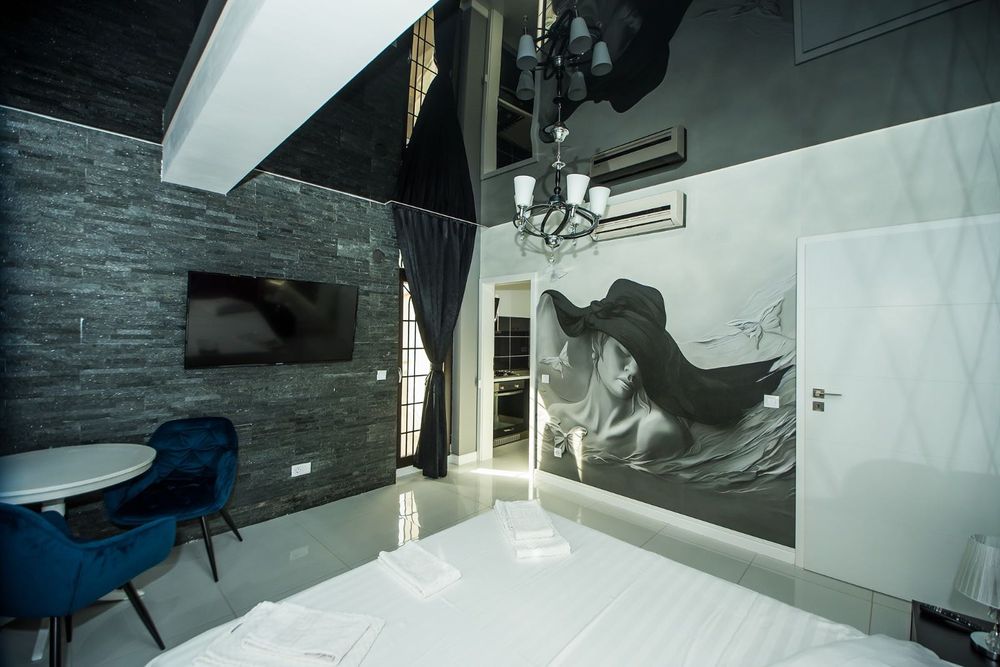 Regim hotelier Sweet Only Luxe Galati-Bloc Francezi 1.