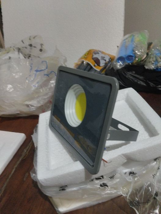 Фонарь светодиодный