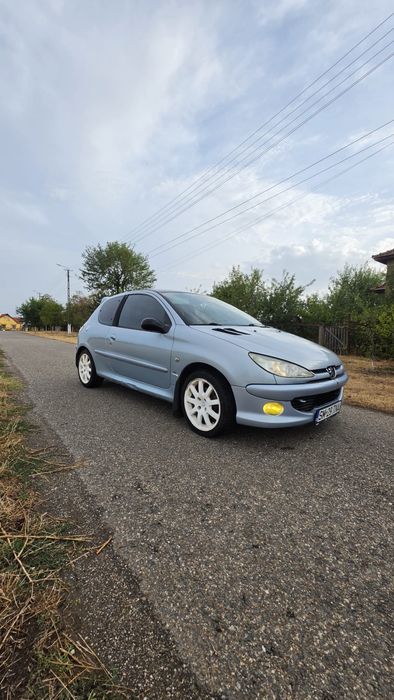 PEUGEOT 206 2001 — imagine 2