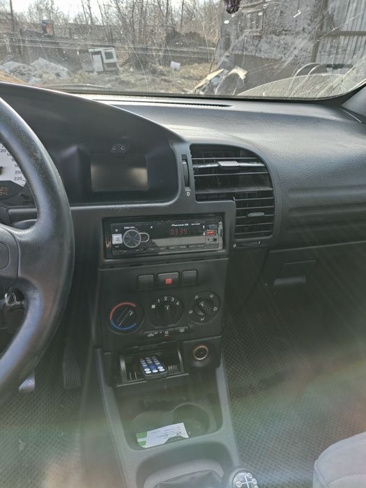 Продам Опель Зафира