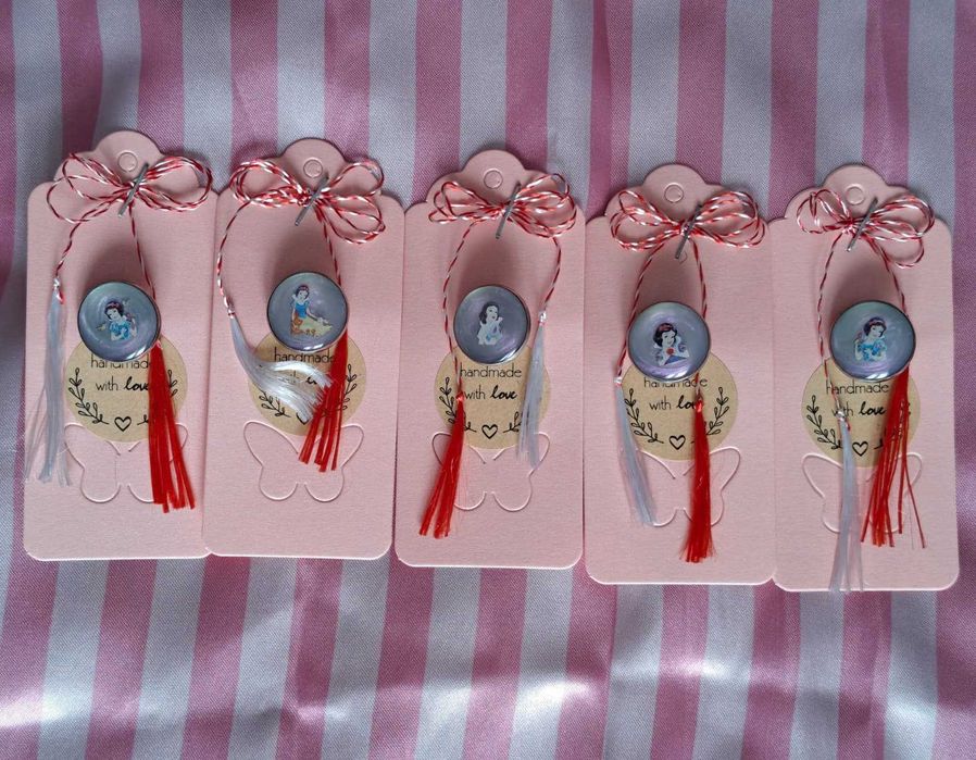 Martisoare din rasina unice handmade