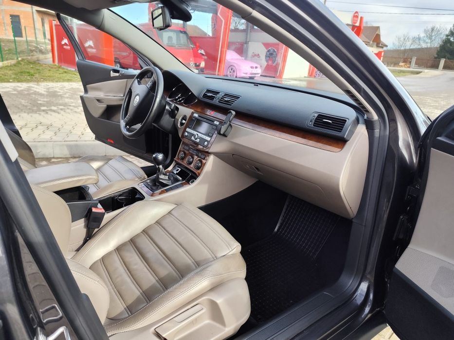 Vând Passat B6 Sedan