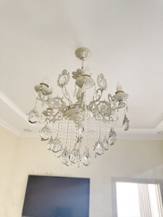 Продам  красивая люстра!