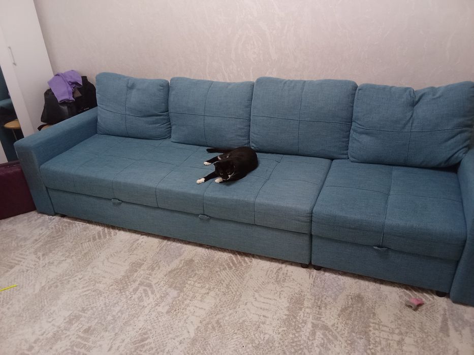 Продам диван угловой