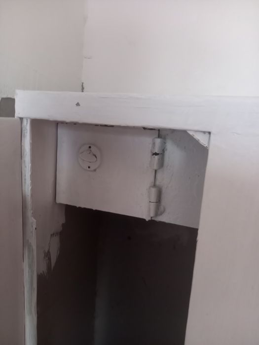 Железный сейф тольшена 3 миллиметр