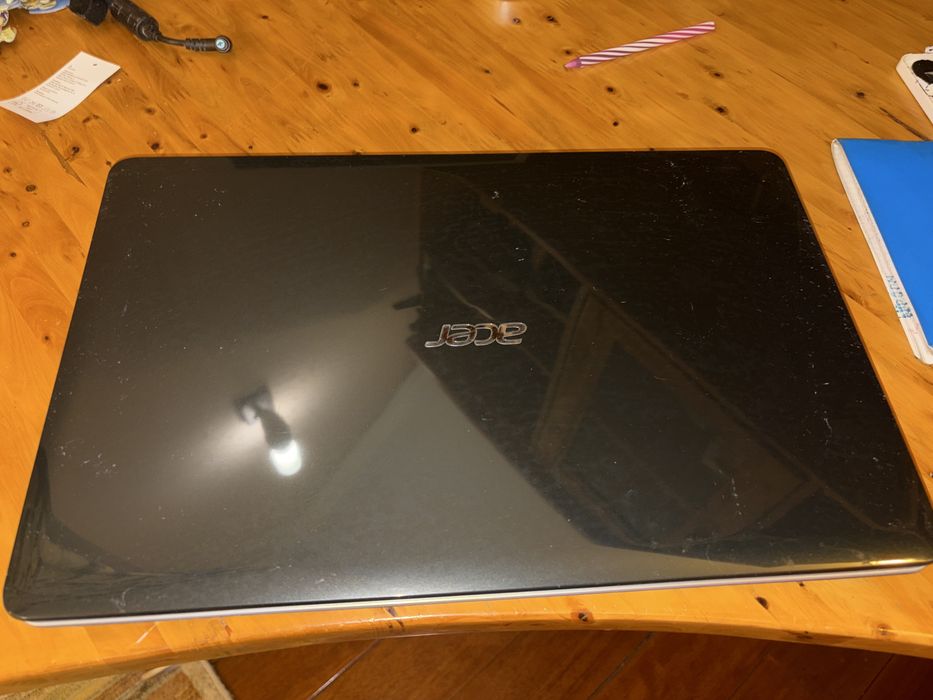 Acer Aspire E1-571G