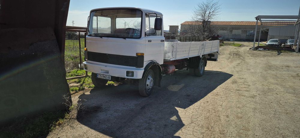 Продавам мерцедес 813