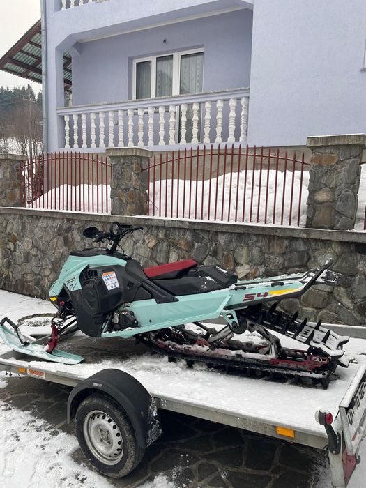 Snowmobil skidoo summit x freeride turbo touchscreen 2024