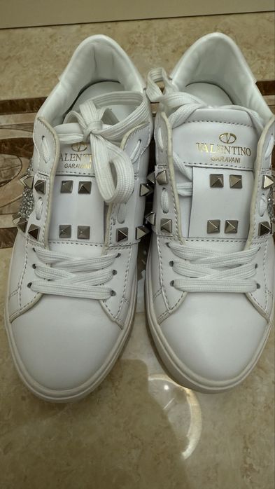 Кроссовки Valentino