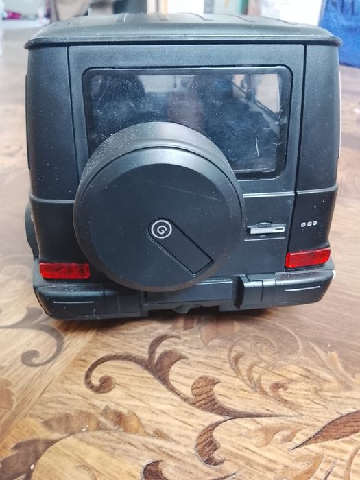 Продам машину игрушечную