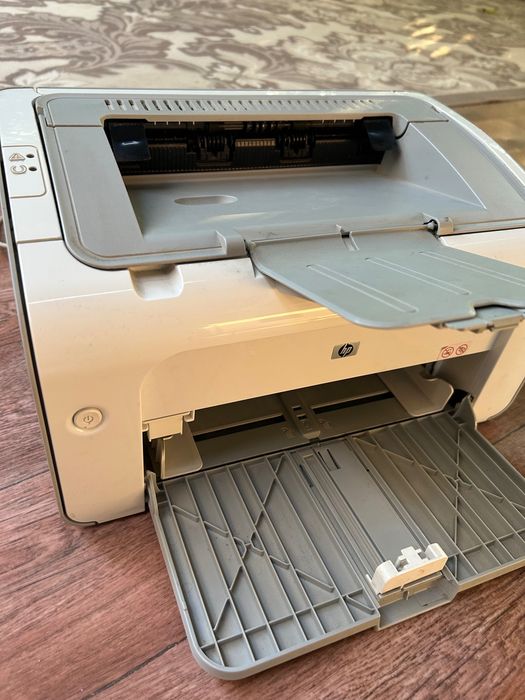 принтер HP laserjet P1102