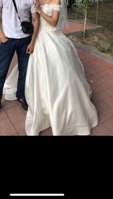 Продам свадебное платья