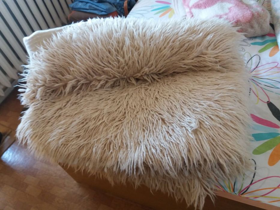 Бели китеници комплект за холова гарнитура