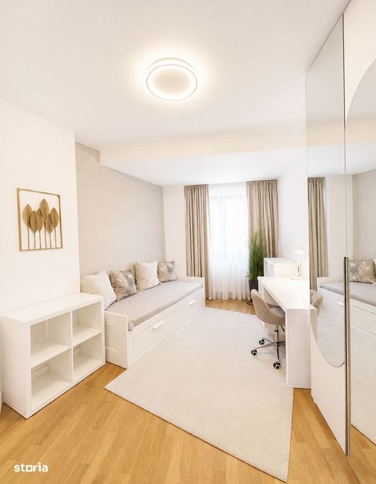 3 Camere| Gafencu| 110mp.