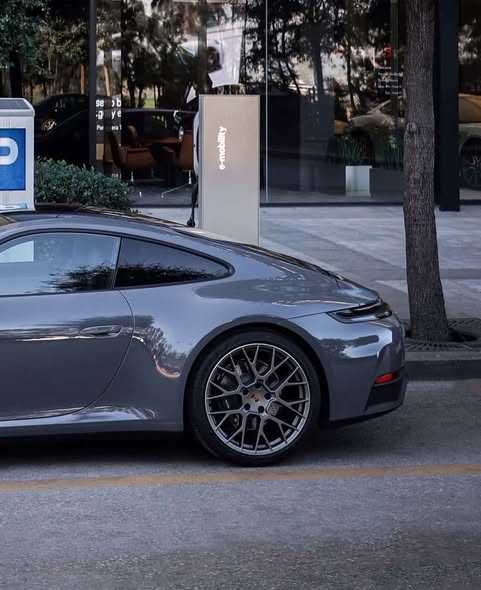 Porsche 911,an de fabricatie 2025, TVA inclus, nedeductibil.