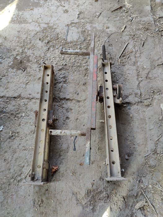 Домкрат автоподъемник СССР