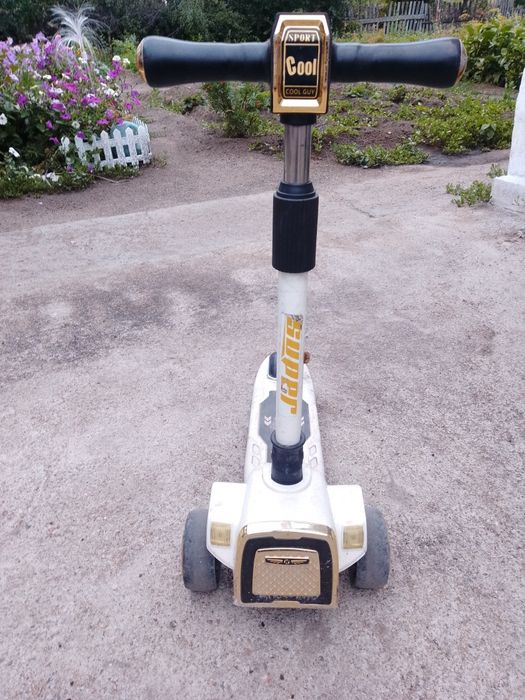 Продам  детский самокат