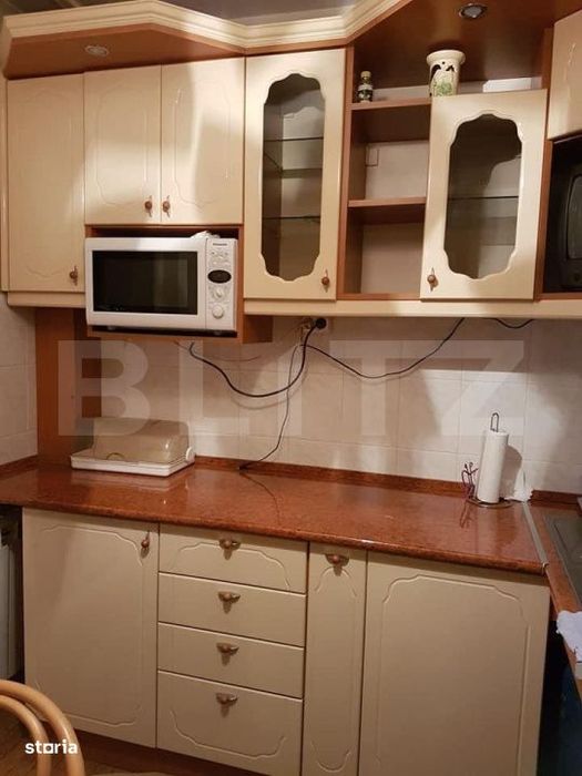 Apartament 3 camere, 64 mp, zona Rogerius