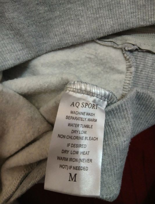 Из США женская спортивная кофта на молнии от  AQ-Sport