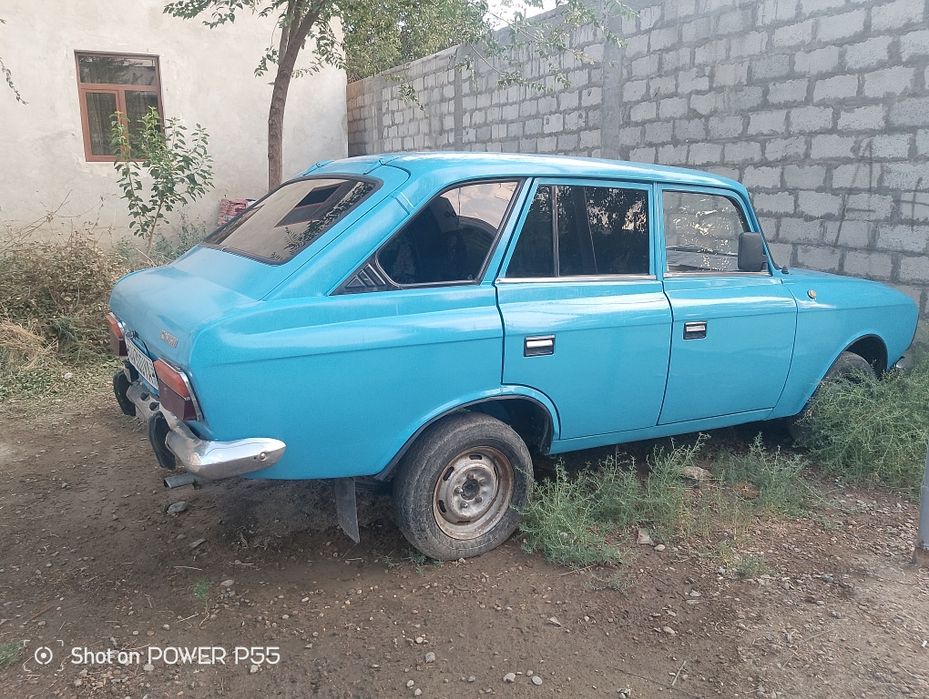 Москвич сотилади.холати ало