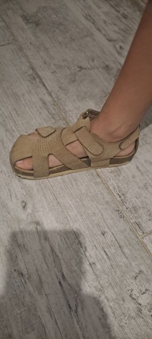 Детски сандали!!!