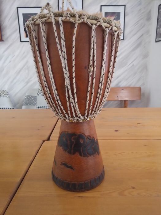 ПромоАФРИКАНСА Таранбука от Тиково Дърво и Кожа с Калъв 100% Автетична