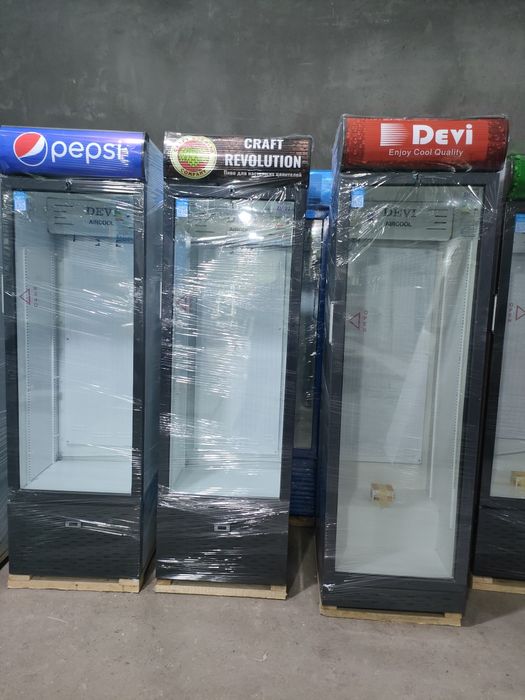 Акция !!! Продаются витриные холодильники.