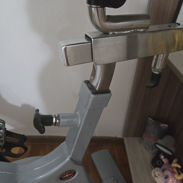 Велотренажер в отличном состоянии